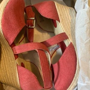 BOC red wedges.  Brand new